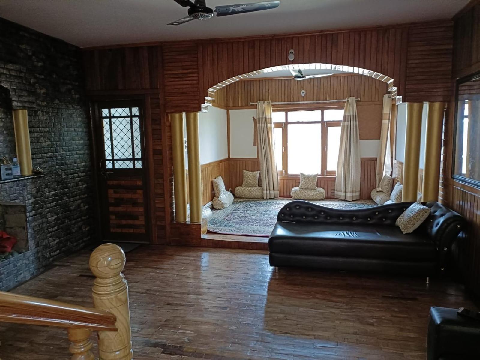 Labeeks Homestay
