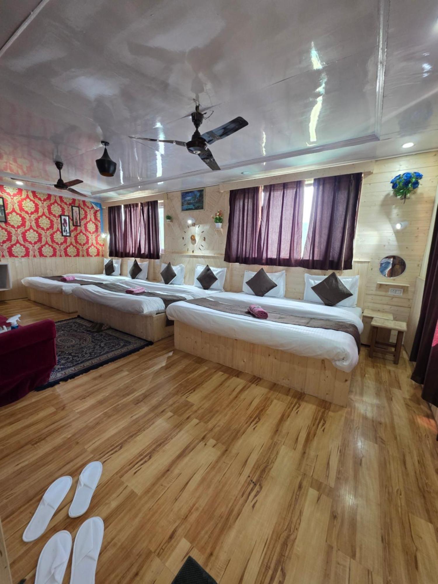 Hotel Young Mamta