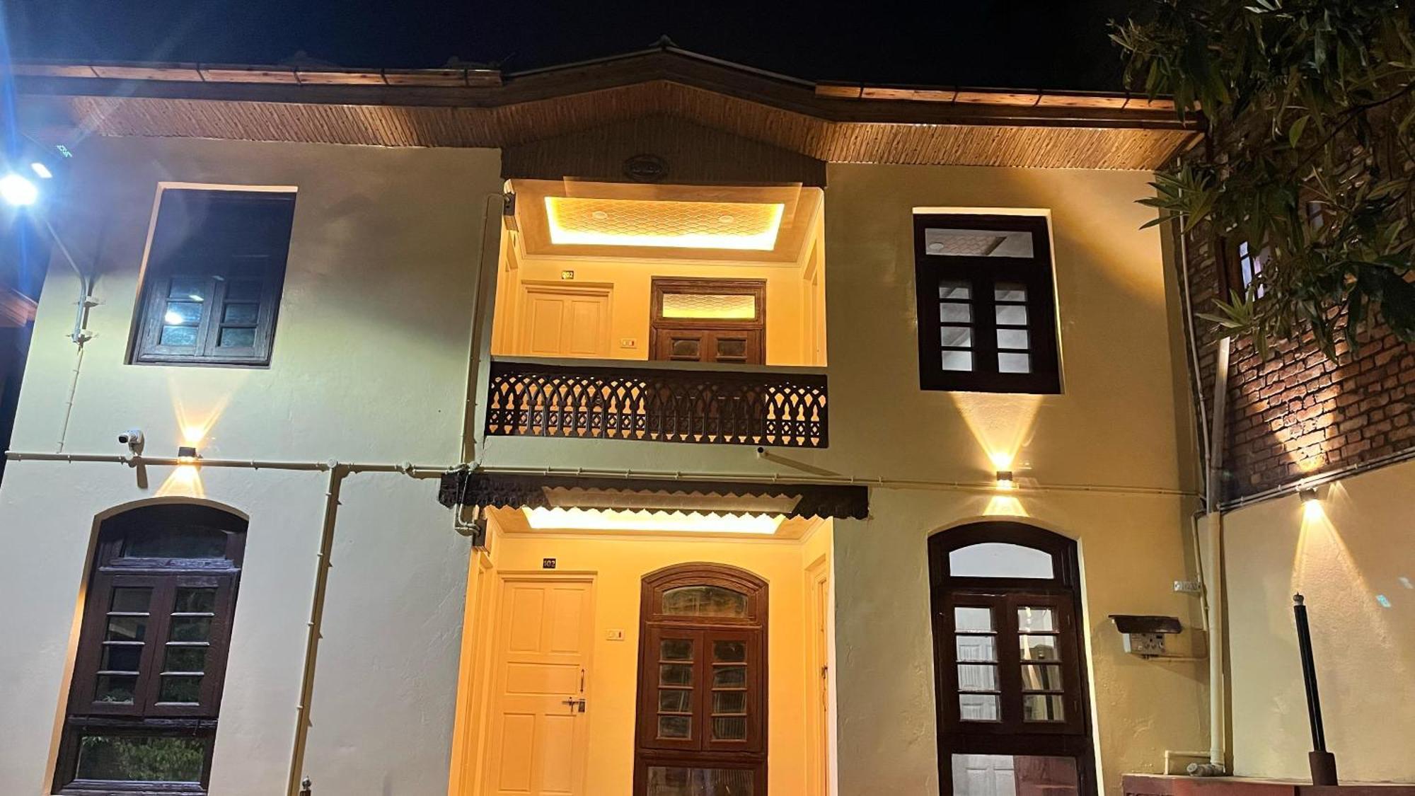 Hezzah Guest house