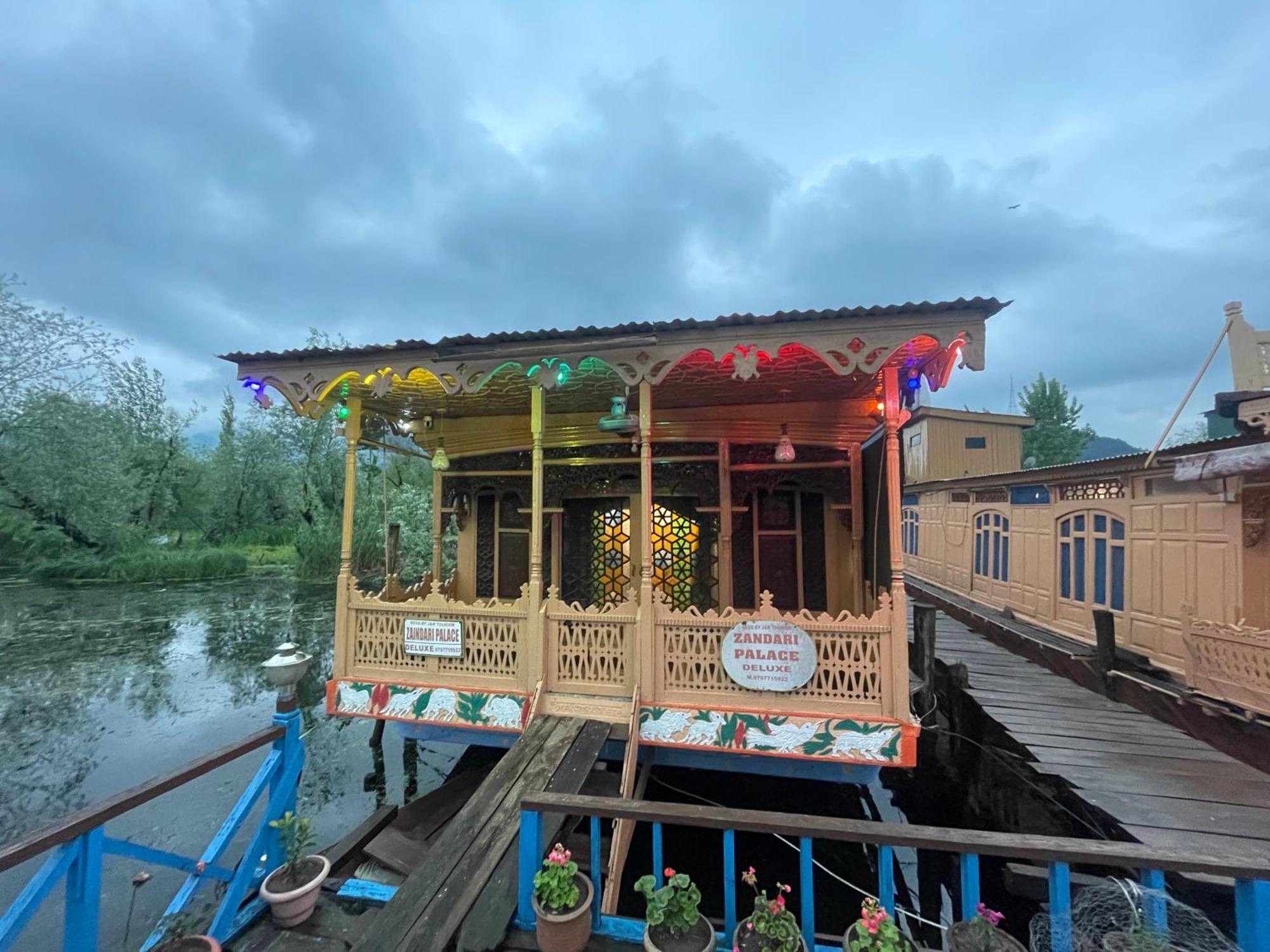 Houseboat Zaindari Palace 4*