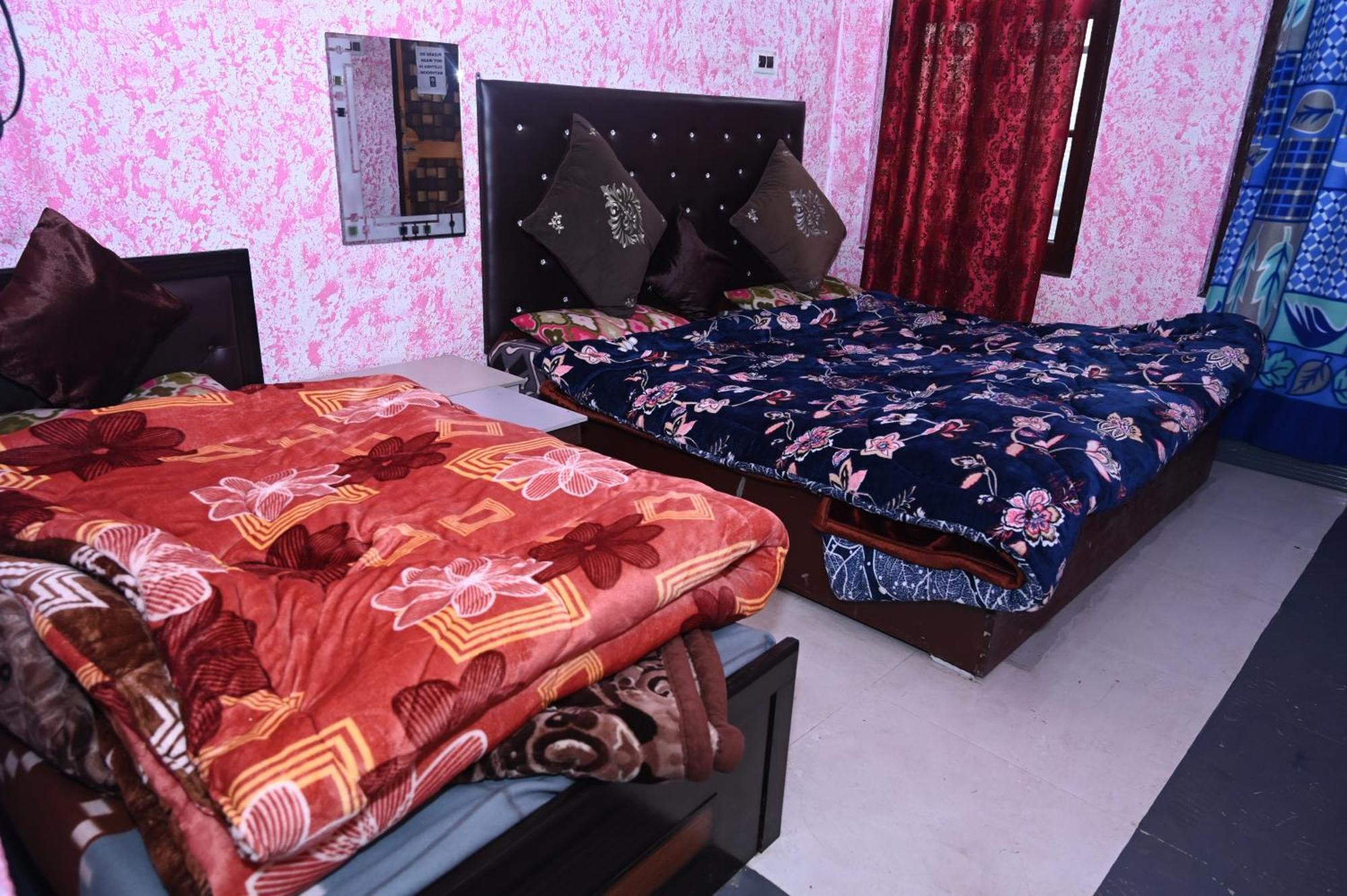 Hotel Sunlight Srinagar (Jammu and Kashmir)