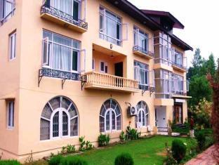 Avenue Hotel Srinagar (Jammu and Kashmir)