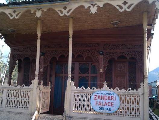 Houseboat Zaindari Palace 4*