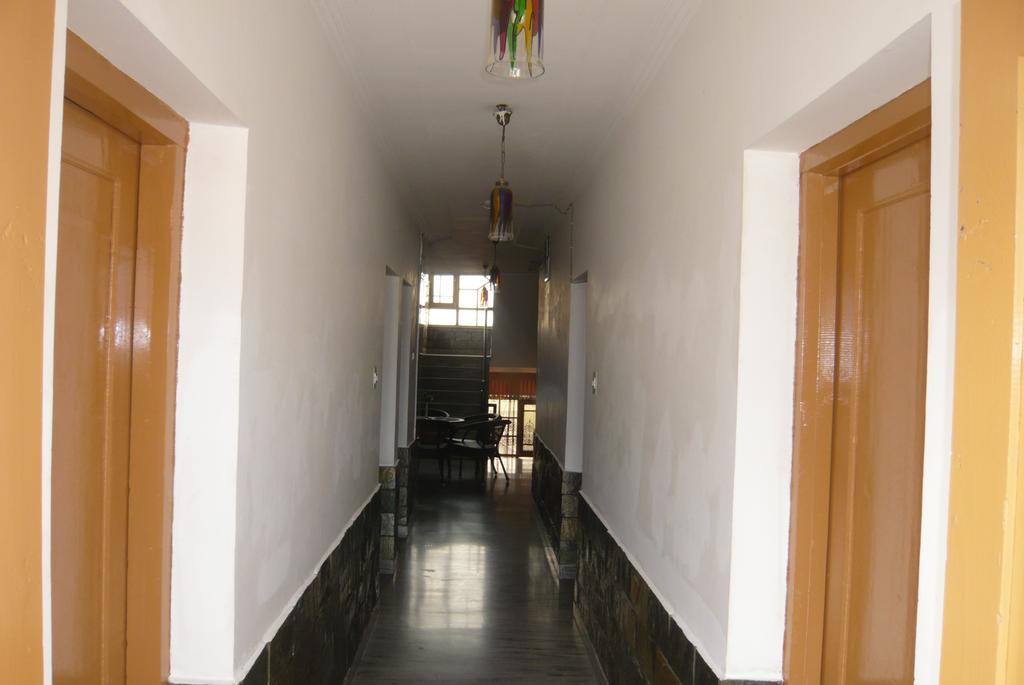 Akbar Srinagar (Jammu and Kashmir)