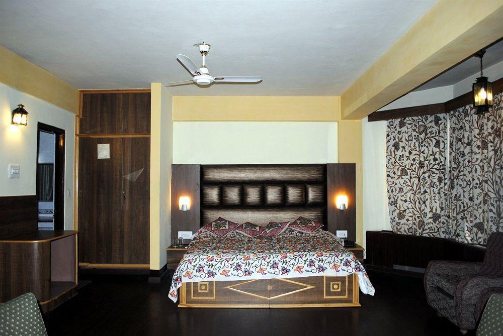 Welcome At Dal 3* Srinagar (Jammu and Kashmir)