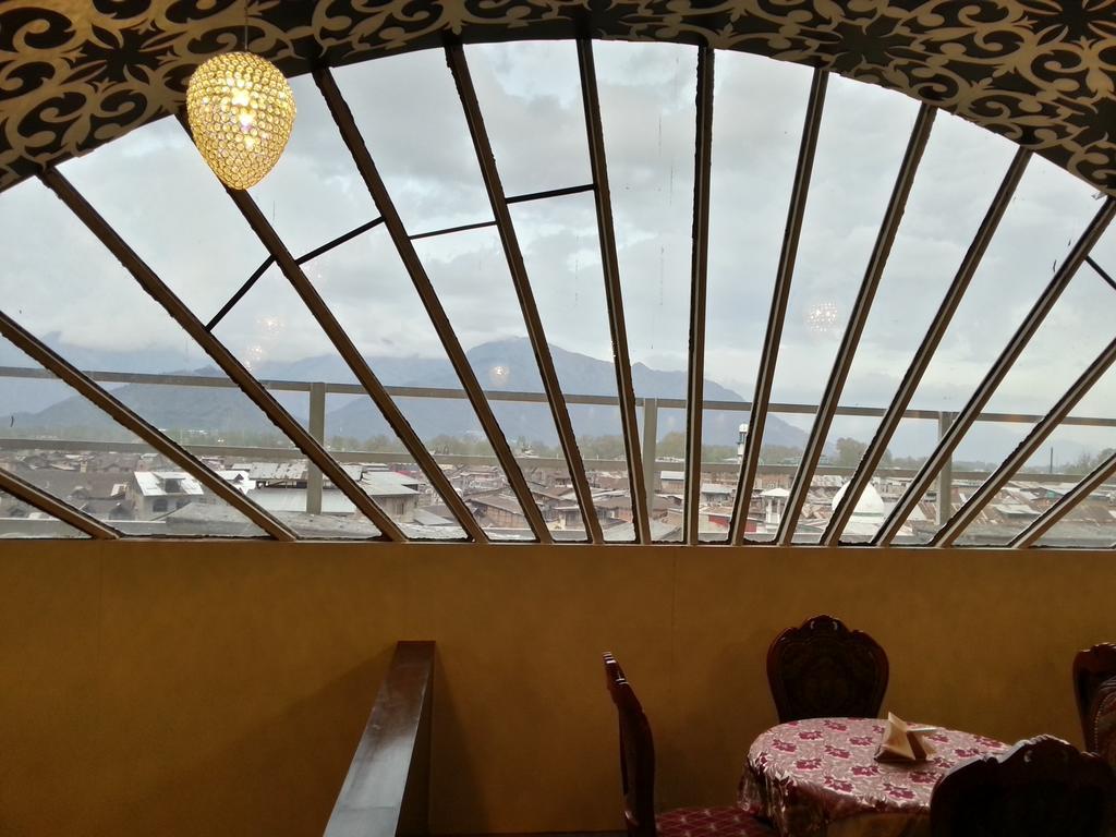 Hotel Aksa