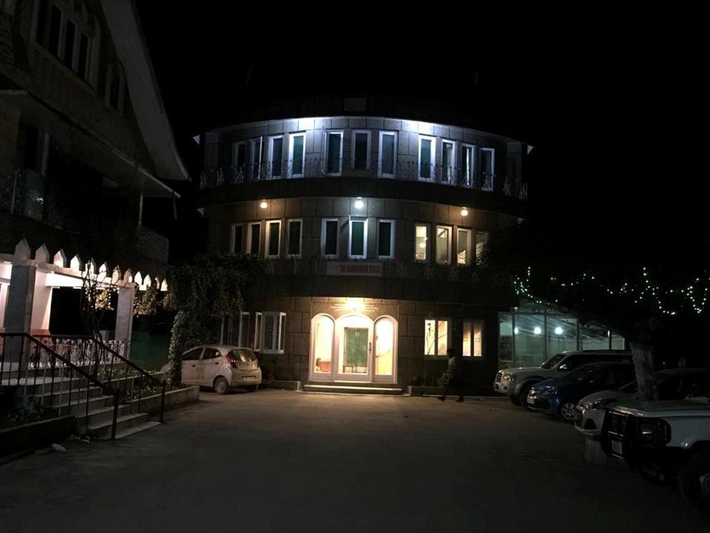 Inn Humza