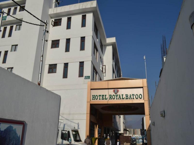 Royal Batoo 3*