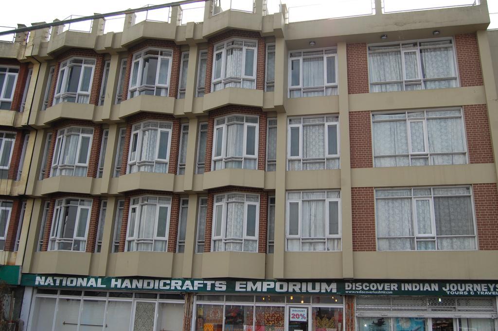 Duke Hotel Srinagar (Jammu and Kashmir)