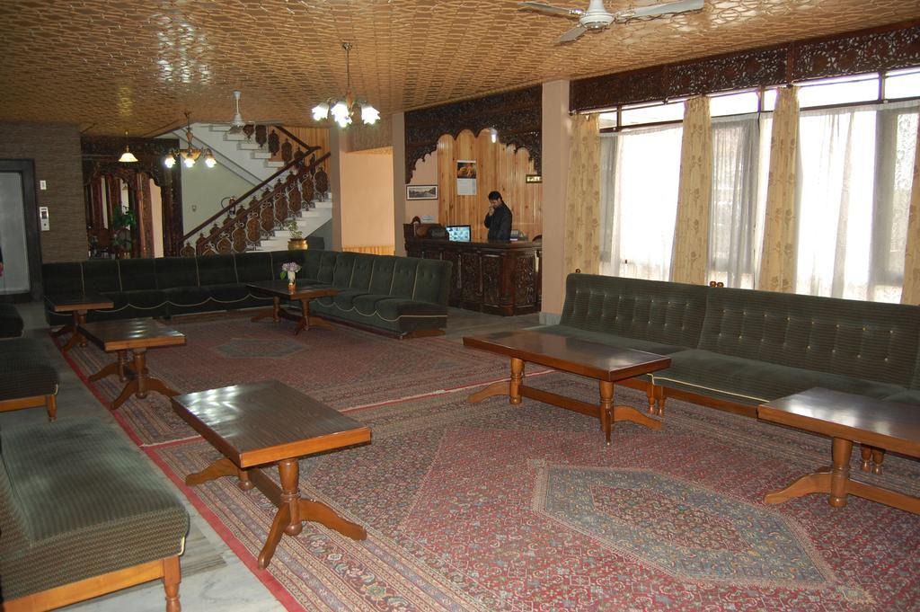 Duke Hotel 3*