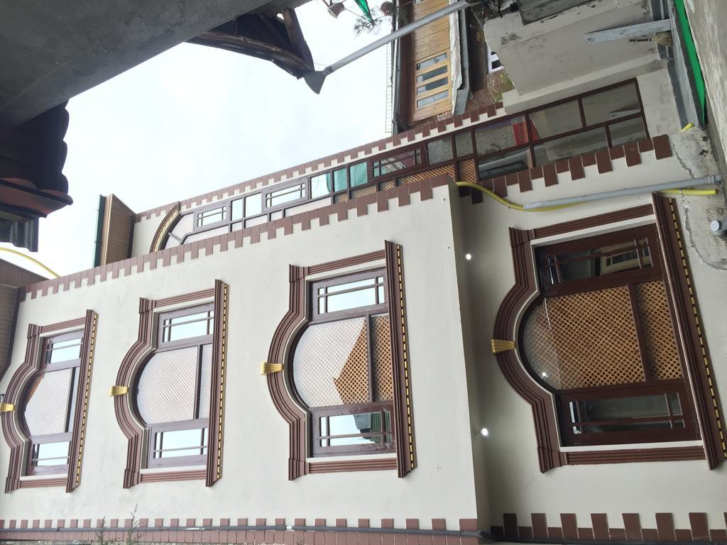Fishtail Guest house Srinagar (Jammu and Kashmir)