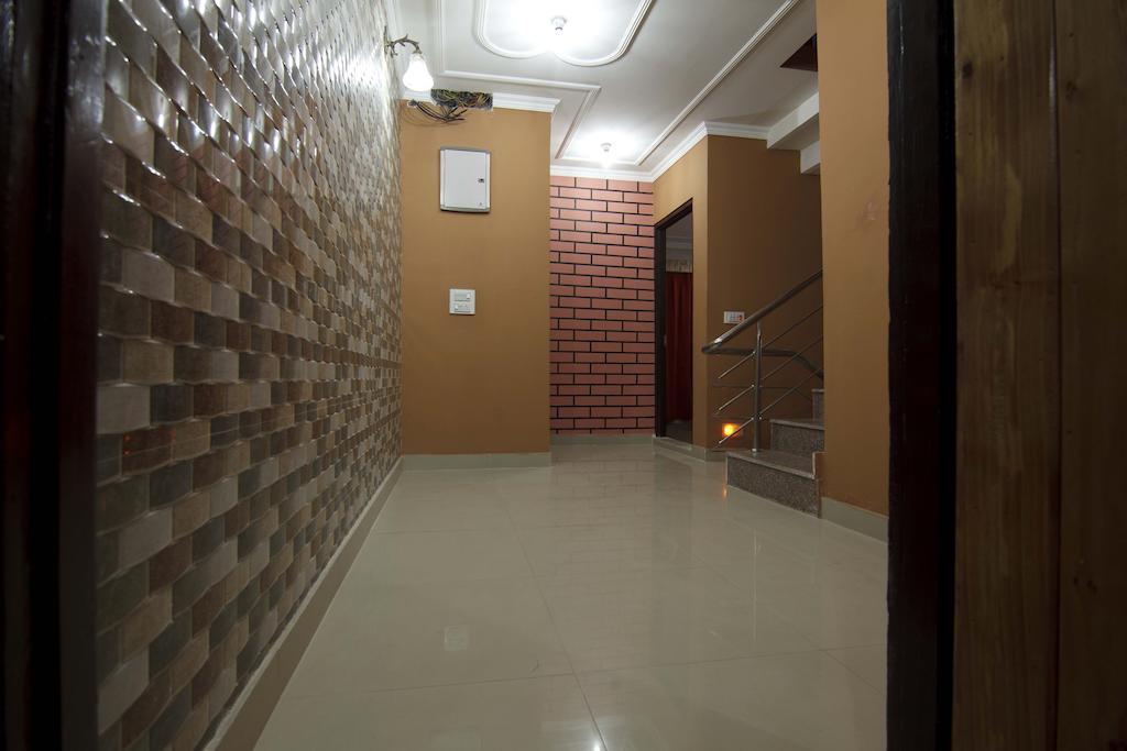 Kashmir Hotel