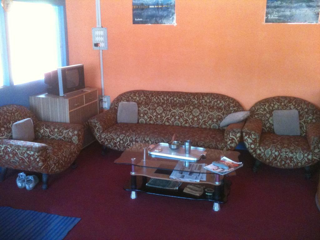 Hotel Marias *
