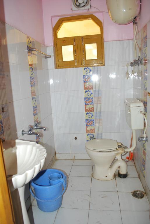 Hotel Gulistan 3*
