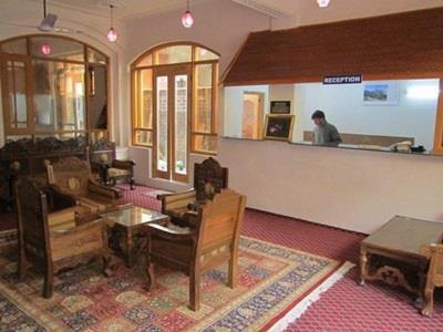 Akbar Hotel 2*