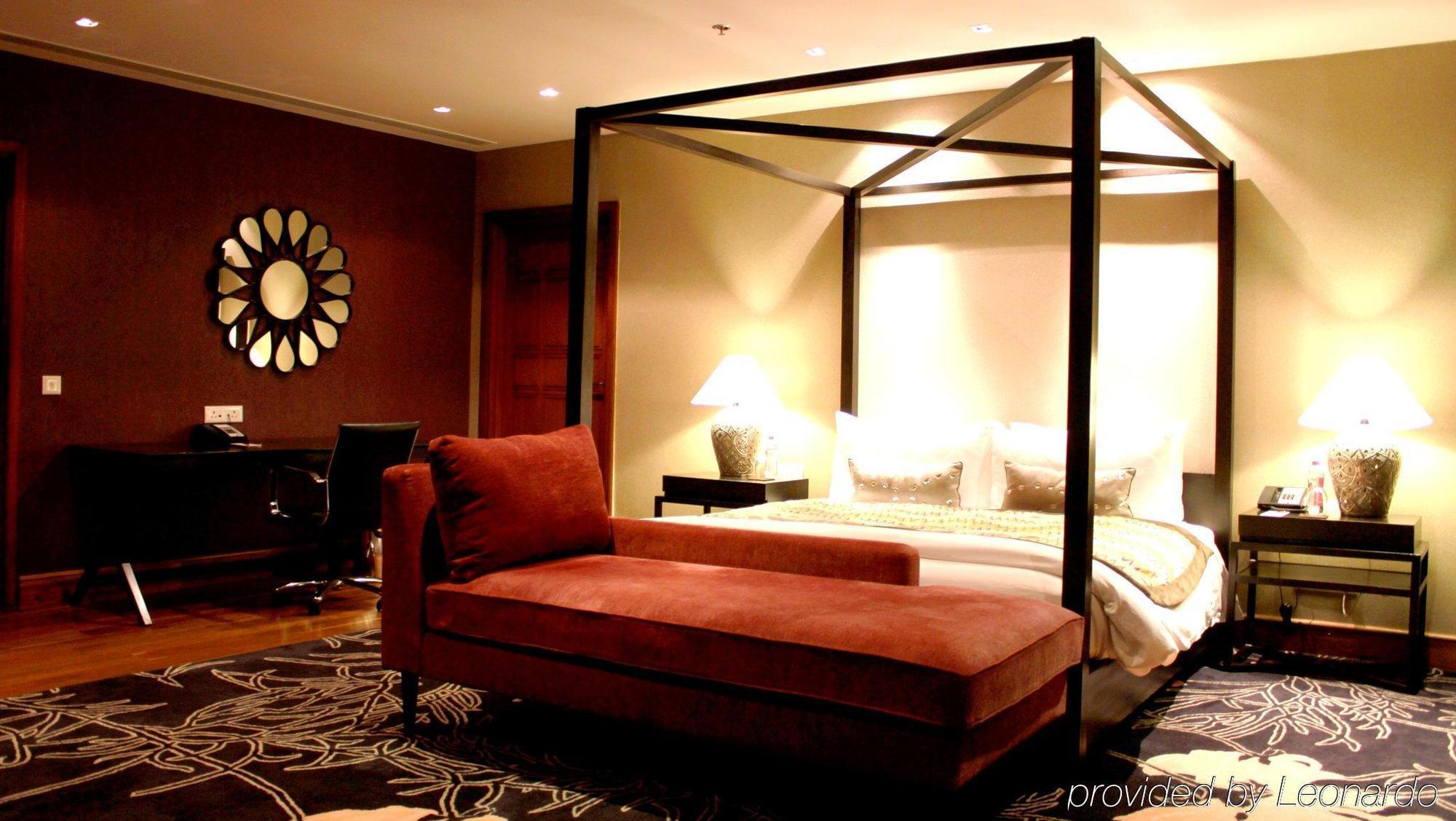 Taj Dal View Hotel 5*
