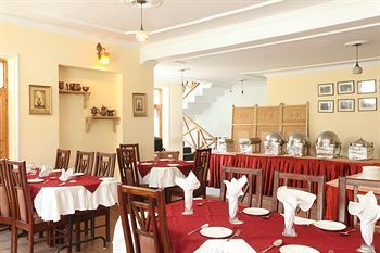Hotel Heevan Srinagar (Jammu and Kashmir)