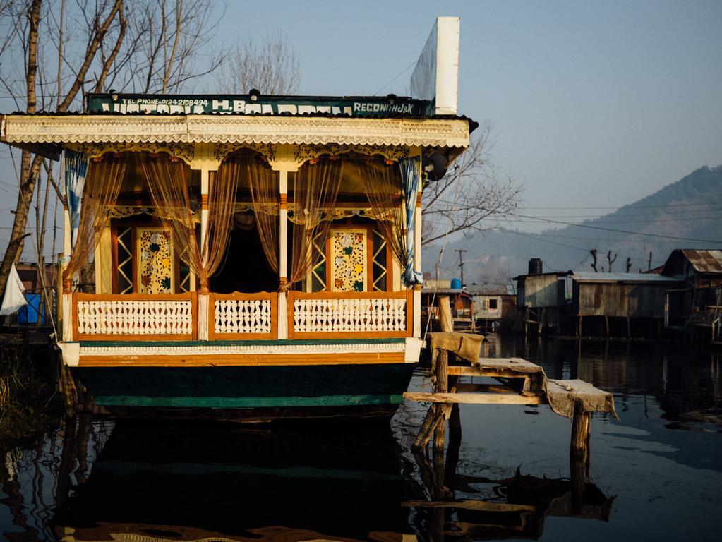 Botel Veena Palace Group Of Houseboats