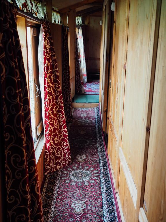 Veena Palace Group Of Houseboats *