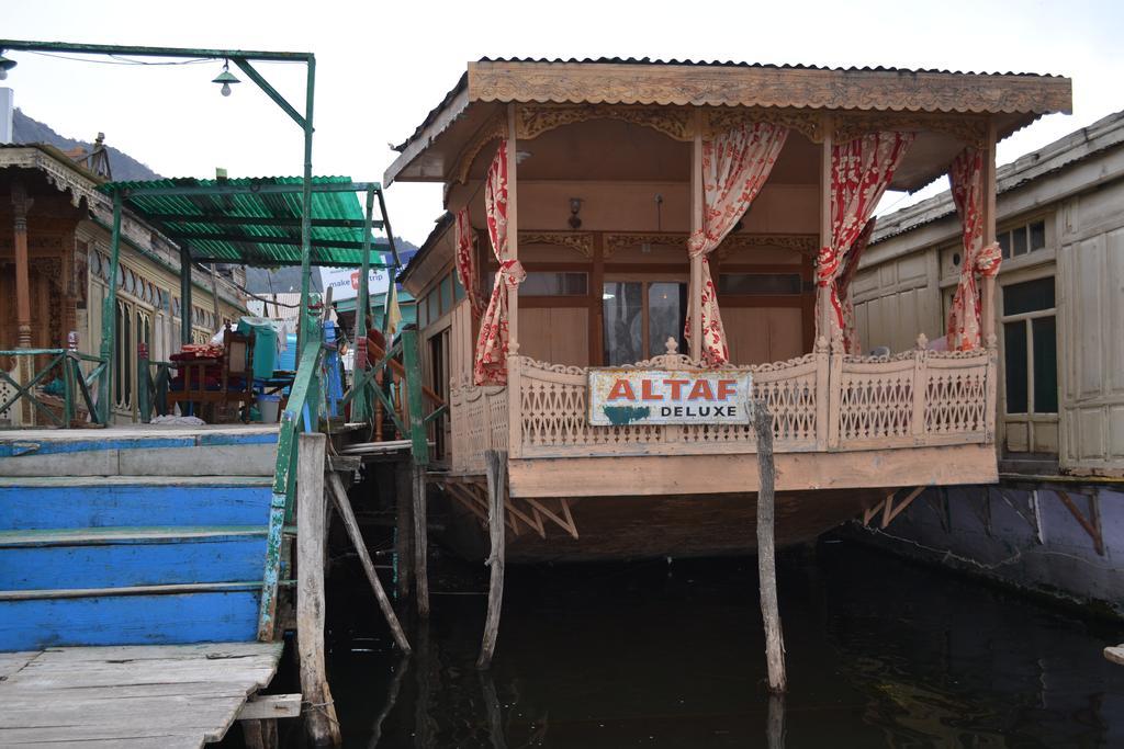 Botel New Bombay Heritage Group Of Houseboats 4*