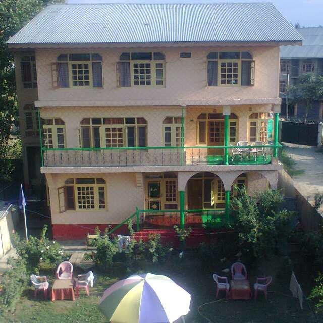 Shafeeq Guest House