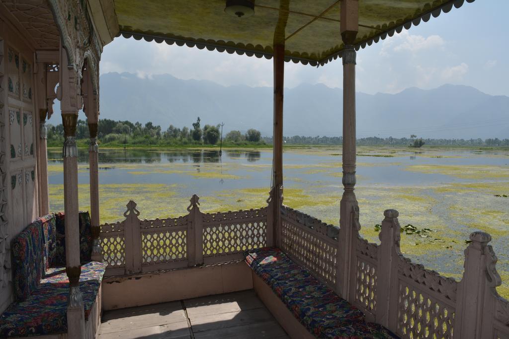 Kings Houseboats 3* Srinagar (Jammu and Kashmir)