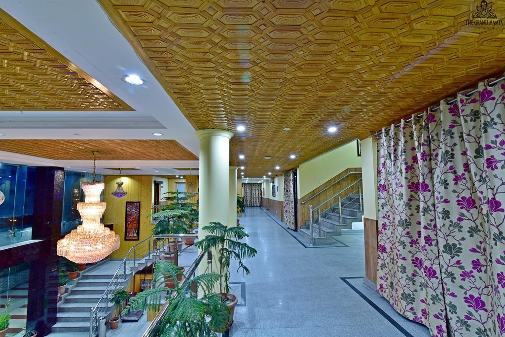 Hotel The Grand Mamta Srinagar (Jammu and Kashmir)