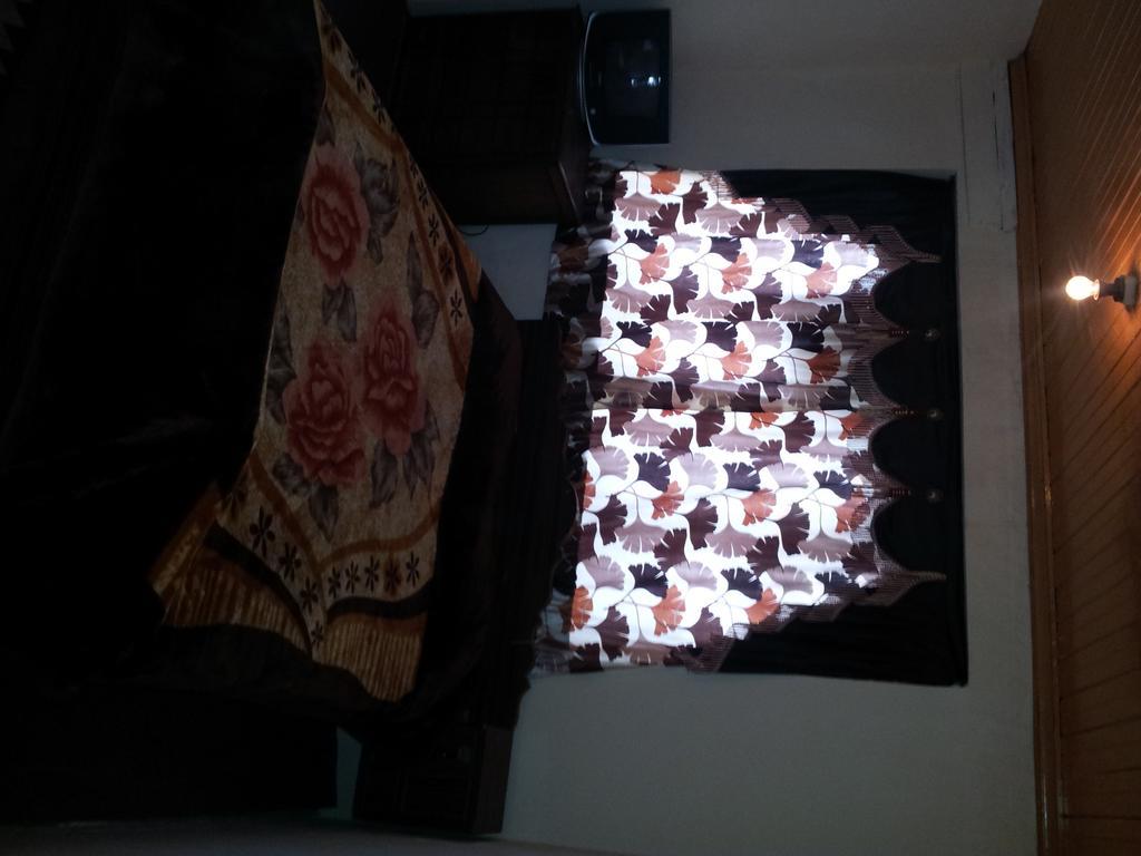 Bed & Breakfast Shalimar Srinagar (Jammu and Kashmir)