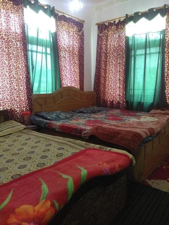 Guest house Kashmir Naaz Srinagar (Jammu and Kashmir)