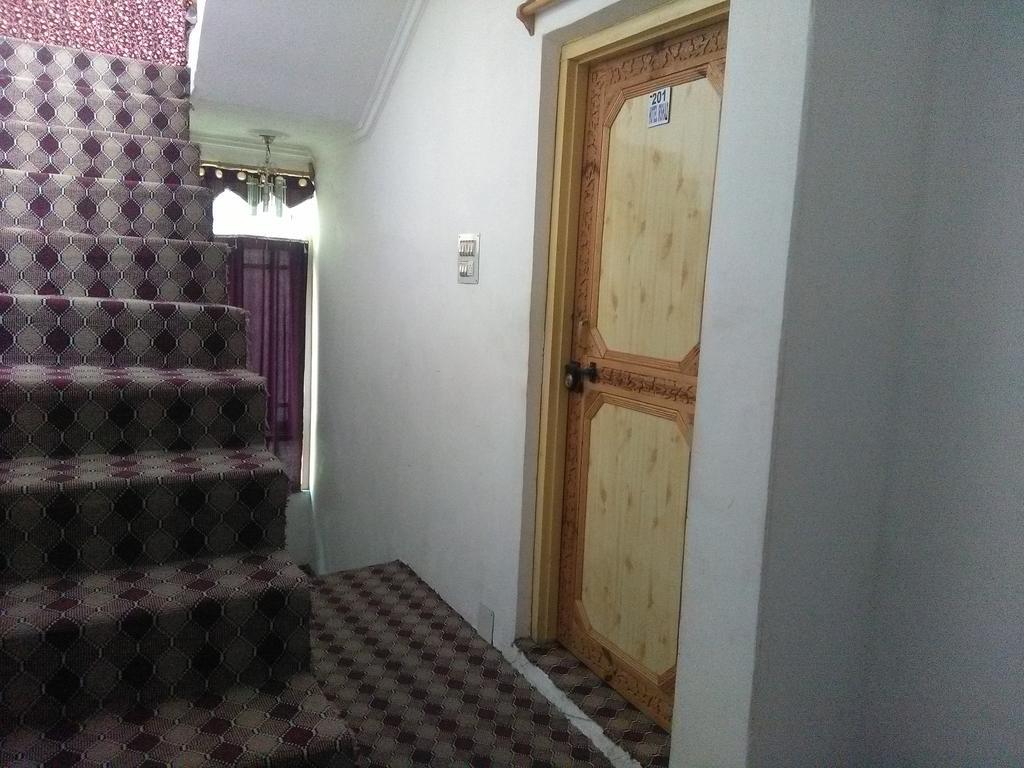 Guest house Kashmir Naaz *
