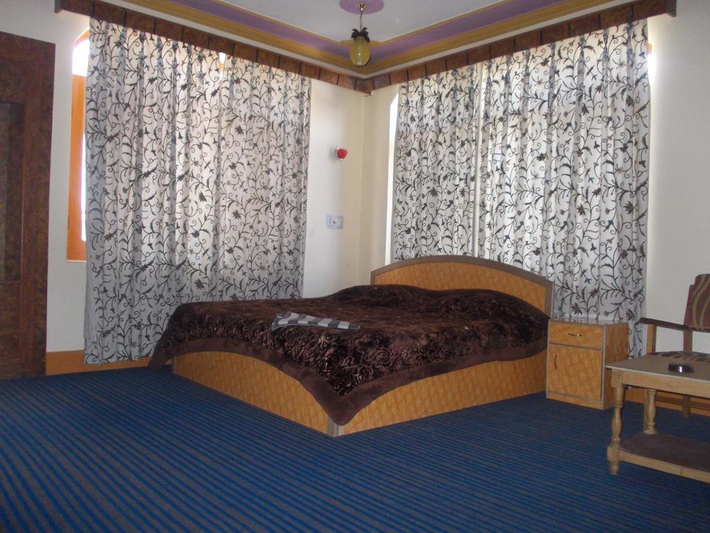 Grand City Hotel