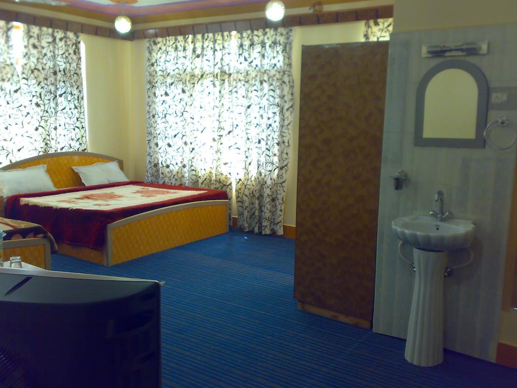 Hotel Grand City 2*