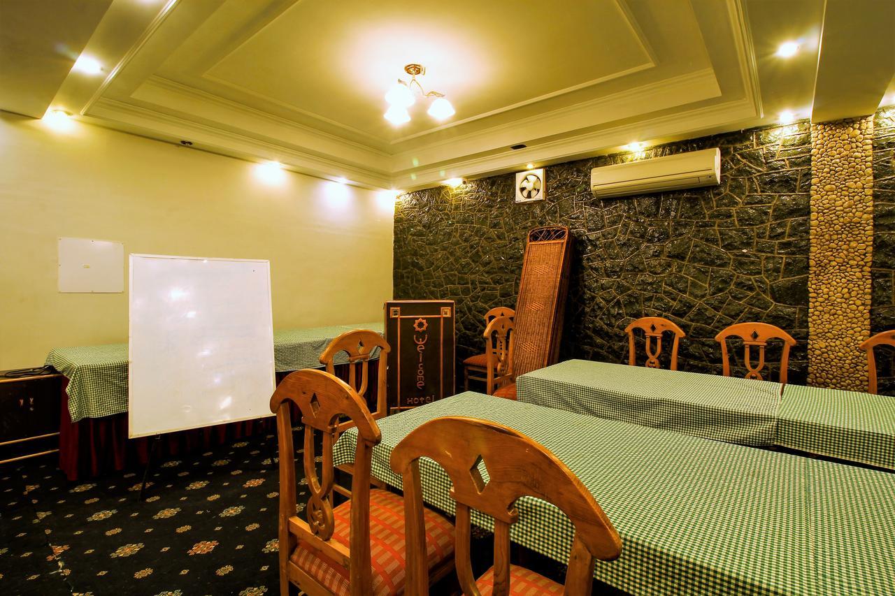 Hotel Welcome At Dal