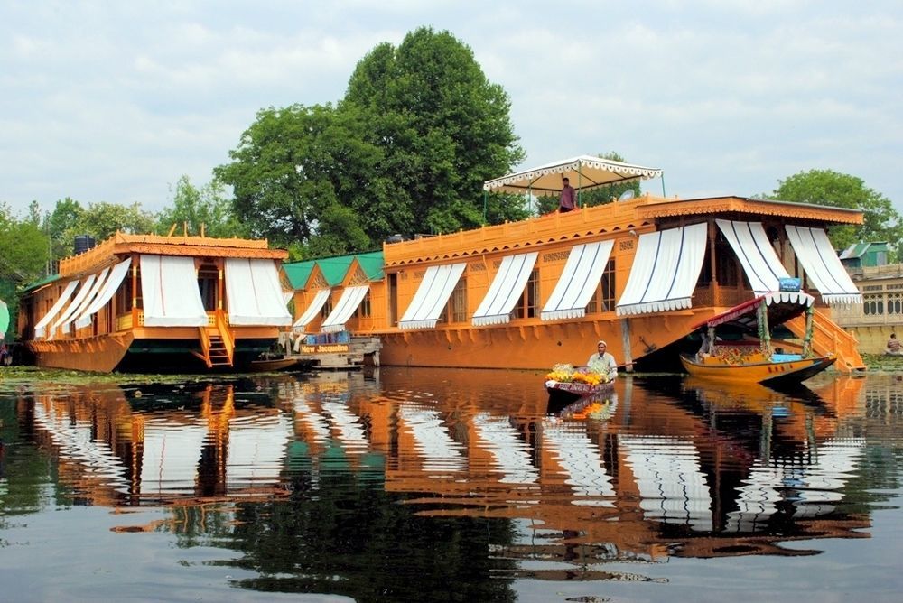New Jacquline Heritage Houseboats Hotel 4*