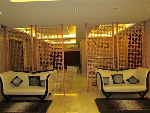 Hotel Pine Spring Wazir Bagh Srinagar (Jammu and Kashmir)