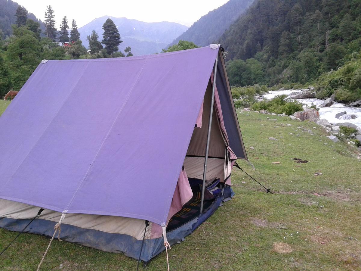 S Group Of Houseboat Botel Srinagar (Jammu and Kashmir)
