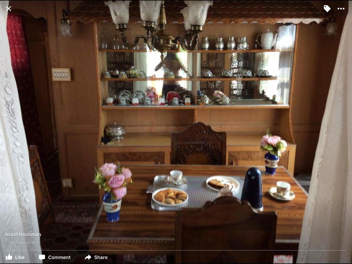 Hotel The Quebec Houseboats Srinagar (Jammu and Kashmir)
