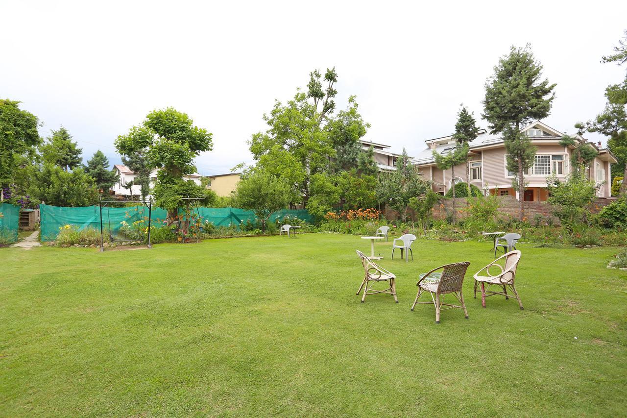 Oyo 5735 Ashai Hotel Srinagar (Jammu and Kashmir)