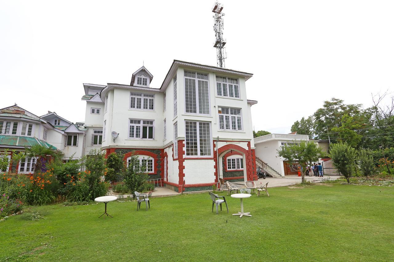 Oyo 5735 Ashai Hotel 3*