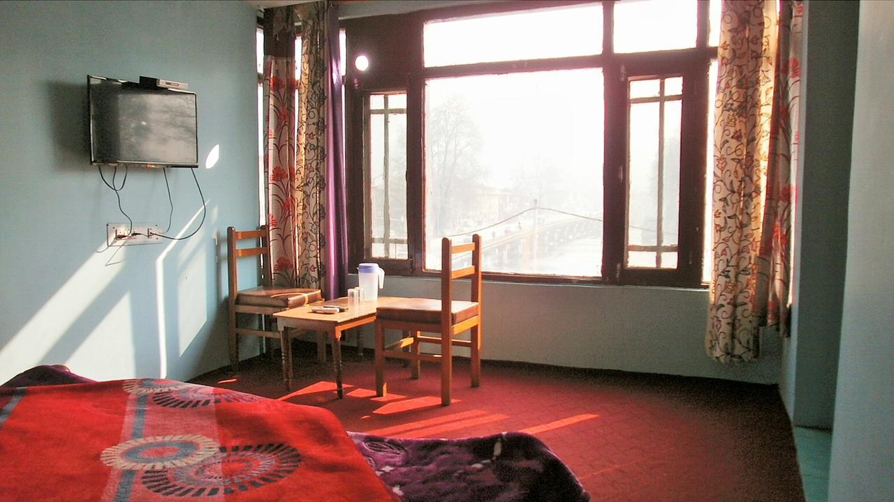 Hotel Isfhan