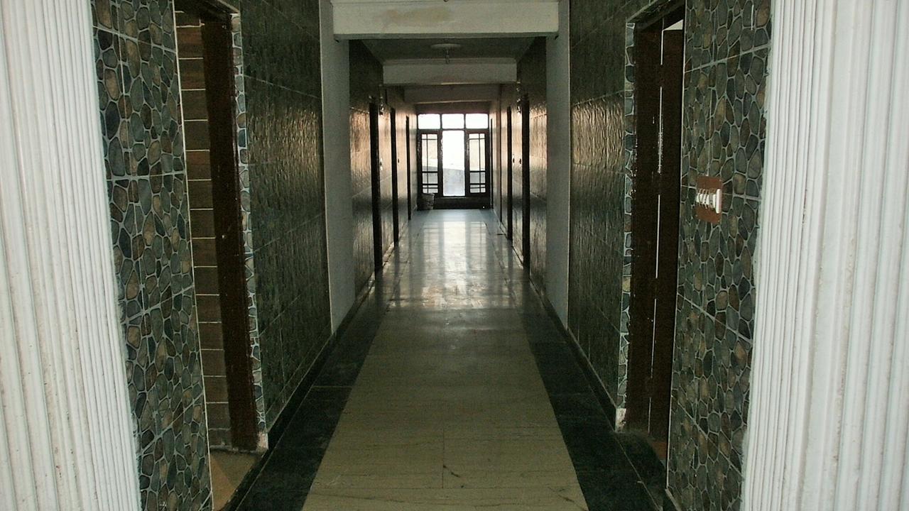 Hotel Isfhan *