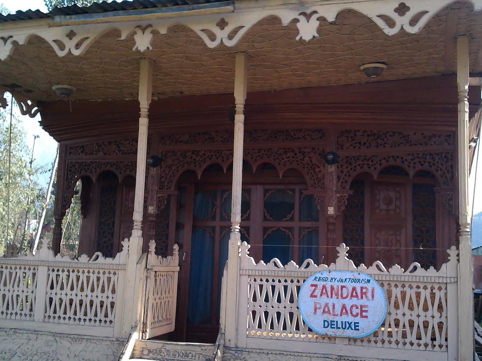 Houseboat Zaindari Palace 4*