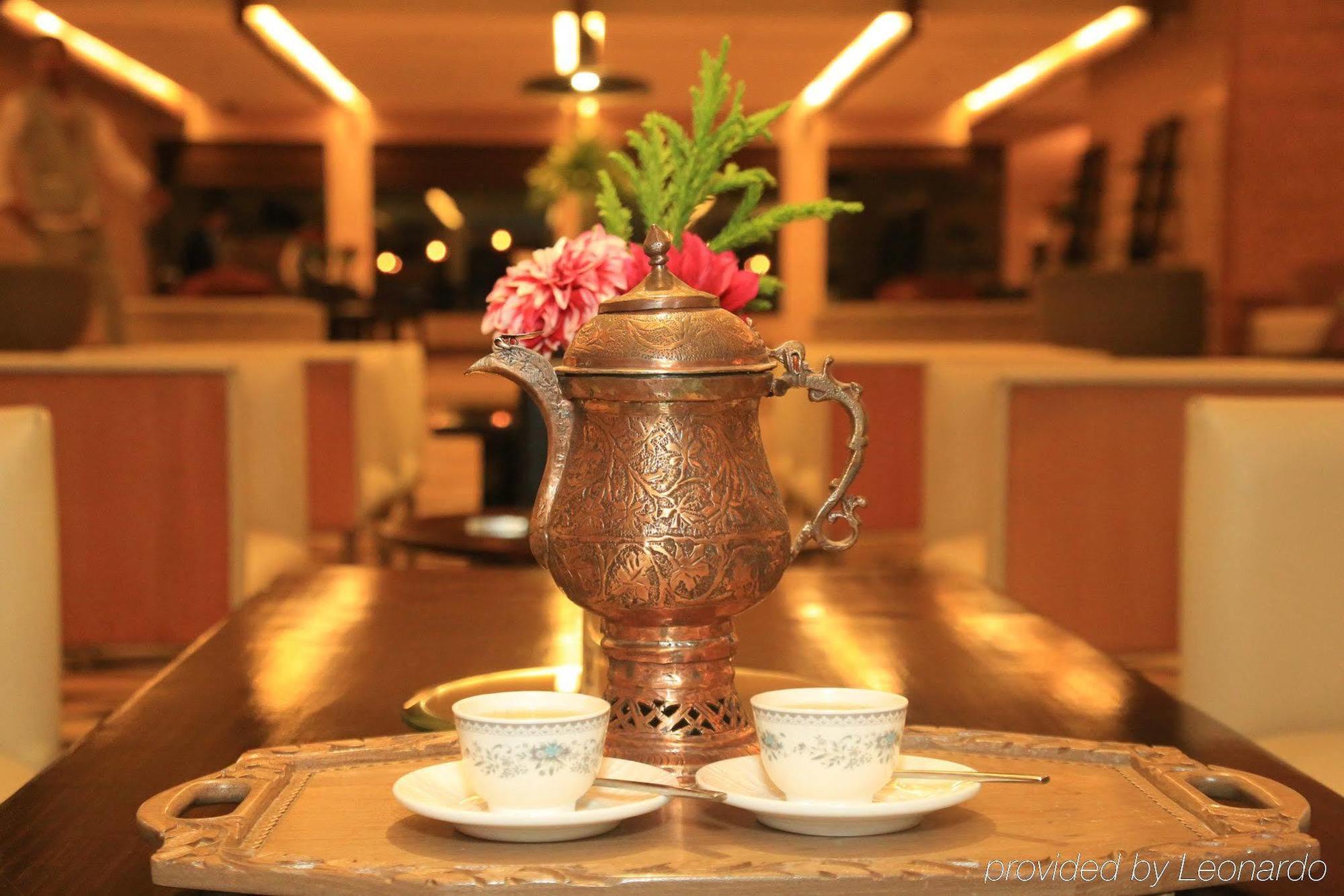 Hotel Taj Dal View Srinagar (Jammu and Kashmir)