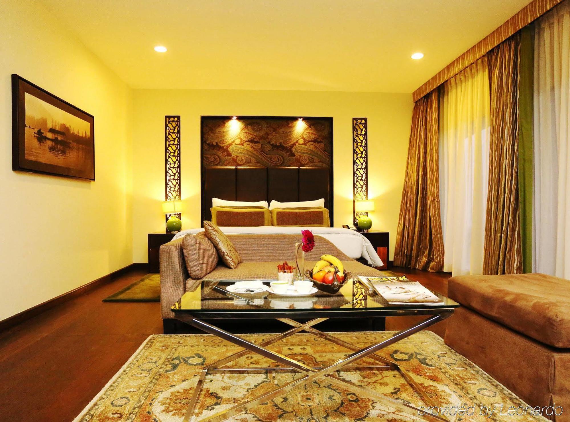 Hotel Taj Dal View 5*