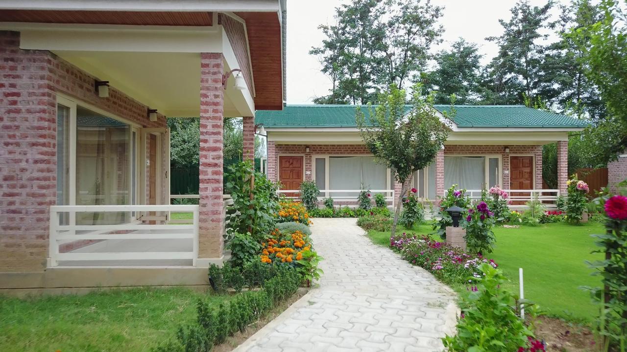 The Orchard Retreat & Srinagar (Jammu and Kashmir)