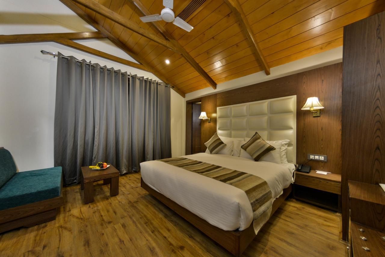 Hotel Royal Heritage Srinagar (Jammu and Kashmir)