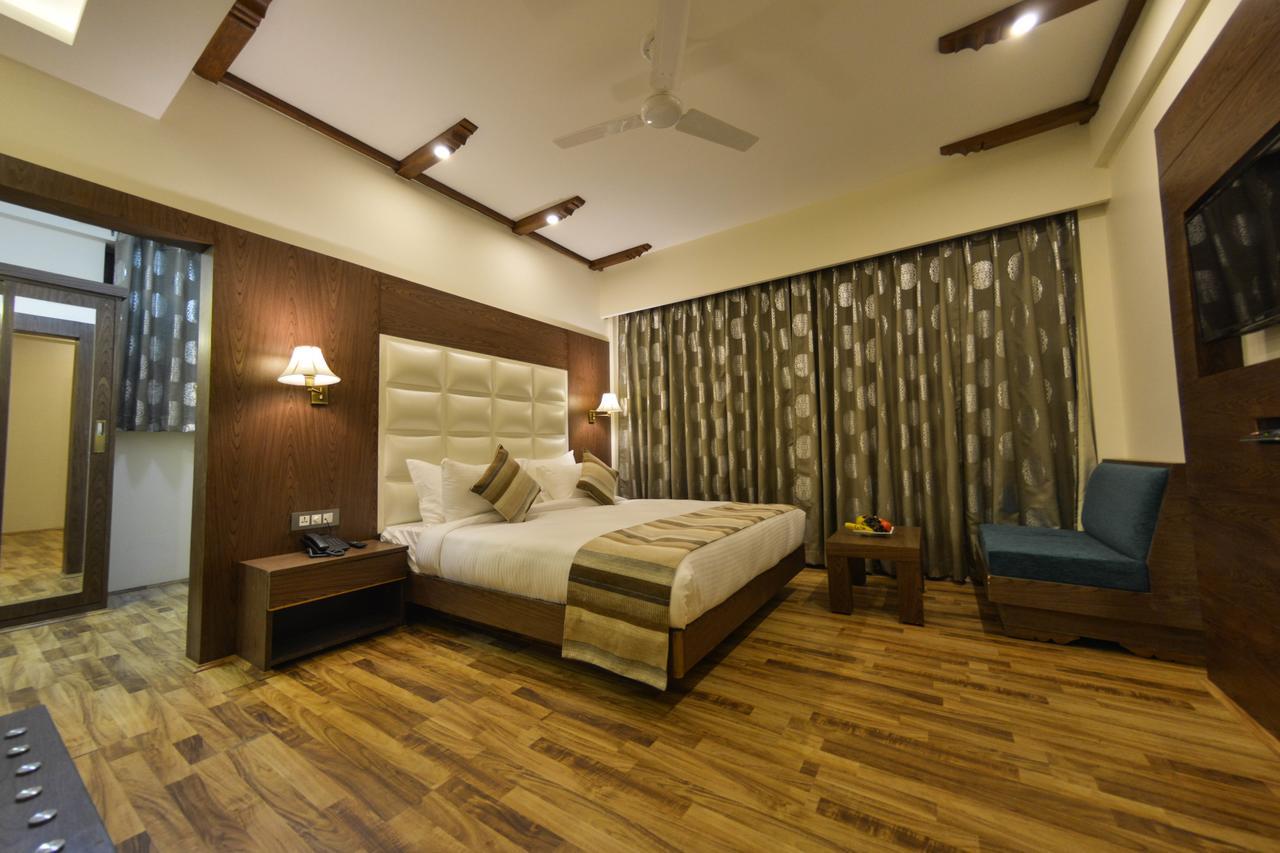 Hotel Royal Heritage Srinagar (Jammu and Kashmir)