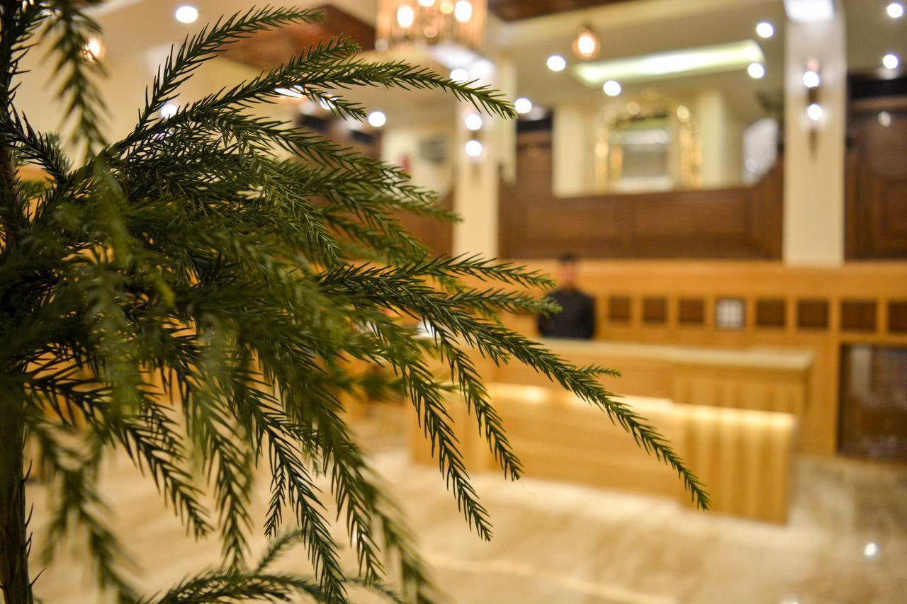 Royal Heritage Hotel Srinagar (Jammu and Kashmir)