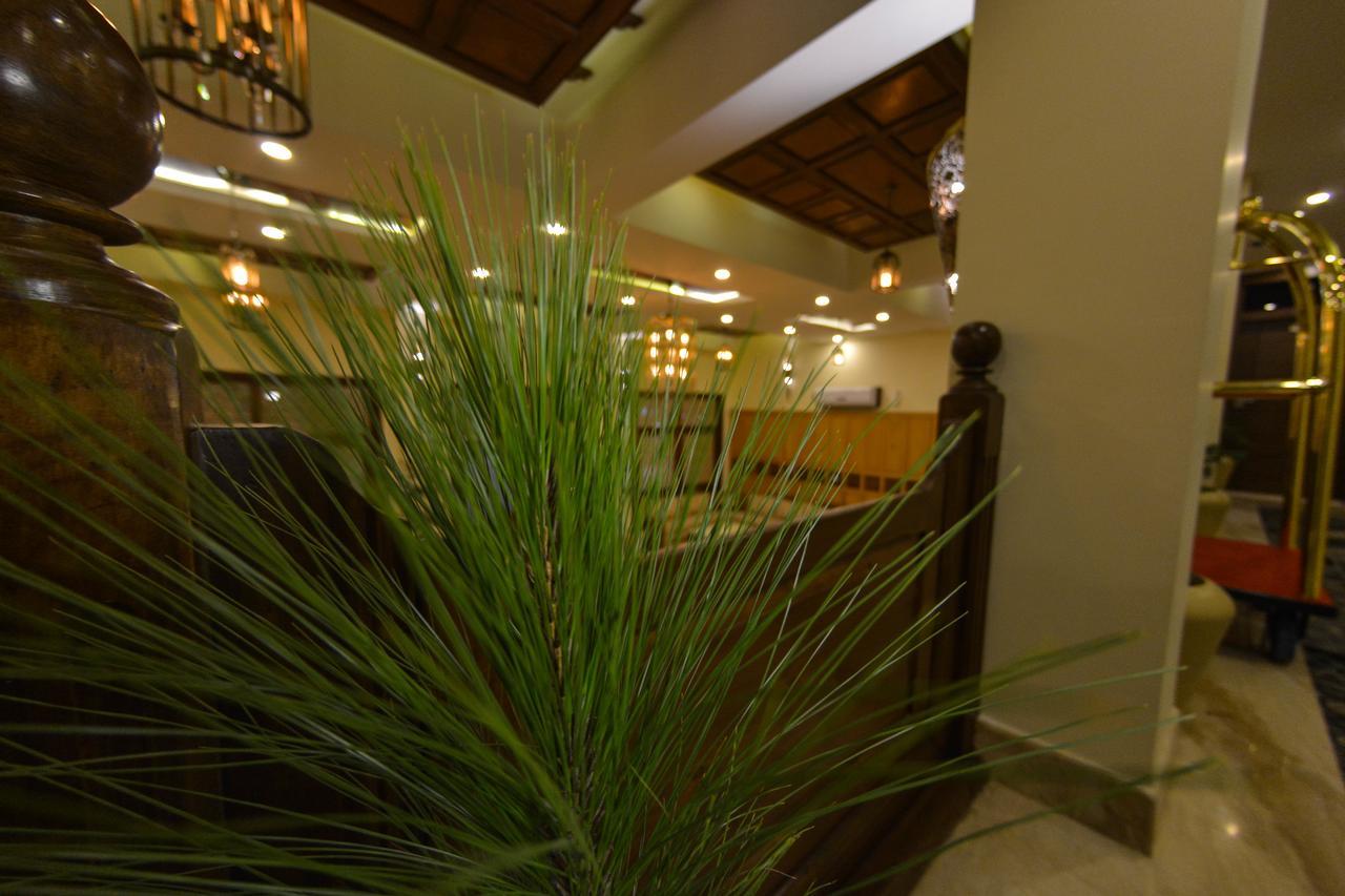 Hotel Royal Heritage Srinagar (Jammu and Kashmir)