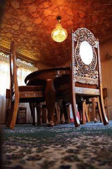 Houseboat Taj Palace * Srinagar (Jammu and Kashmir)